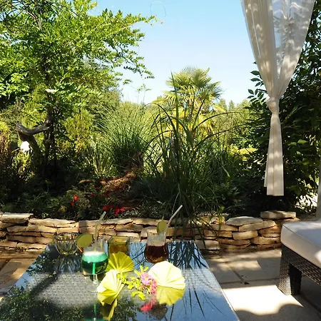 Les Pigeonnes 3* Groléjac