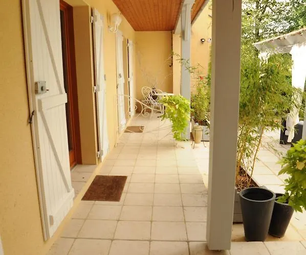 Les Pigeonnes 3* Groléjac